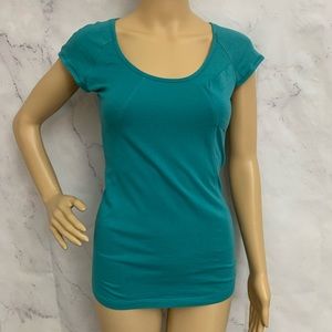 BCBG Women’s Short Sleeve Tee Shirt Size Medium